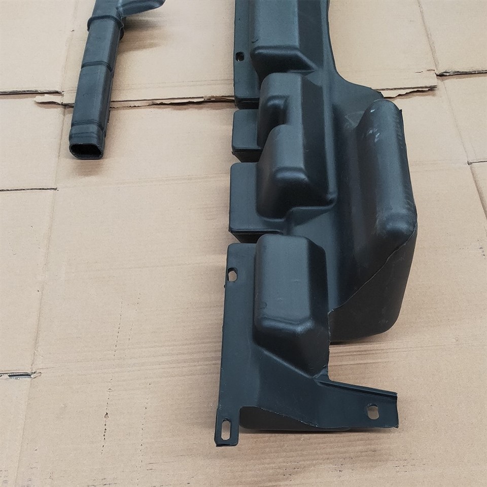 81.26481.6036 SHACMAN Glass Washing Box high quality